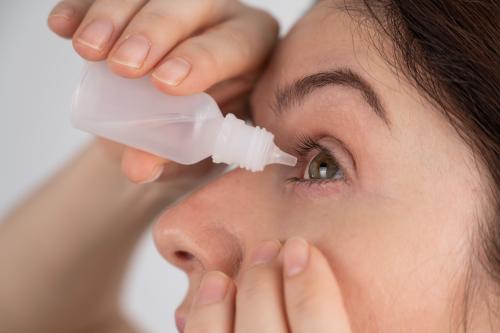 Syndrom suchého oka zhoršuje kvalitu života. Jak ho lze léčit?